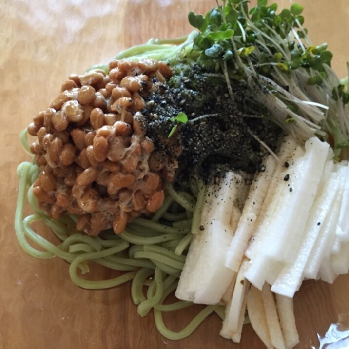 長芋と納豆の冷やし麺